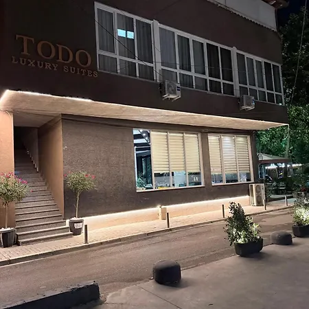 Todo Luxury 4* ドゥラス
