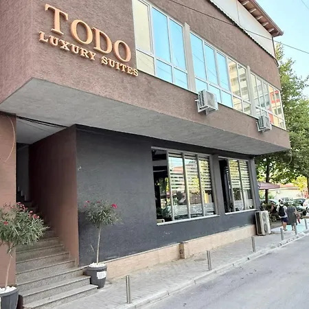 Todo Luxury ドゥラス